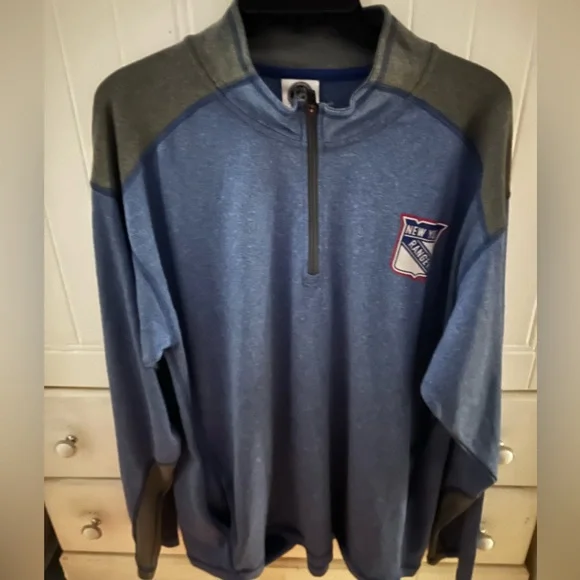 EUC RANGERS Blue and Gray New York Quarter-Zip Pullover W/Long Sleeves Collar - Picture 9 of 9